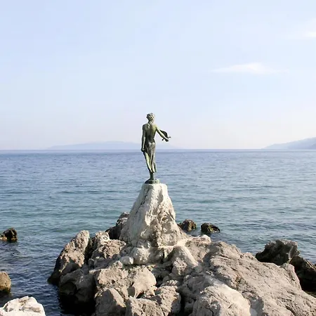 アパート With Parking Space - 23795