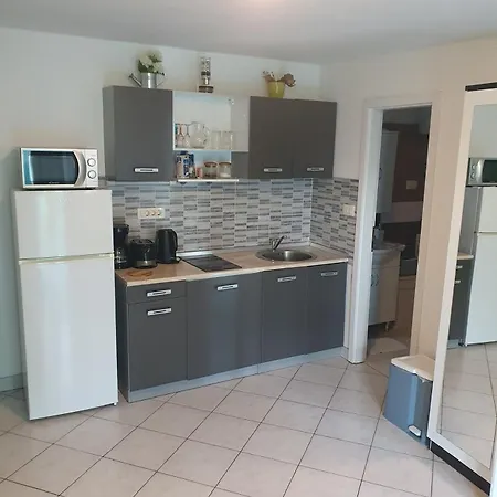 Апартаменты With Parking Space - 23795