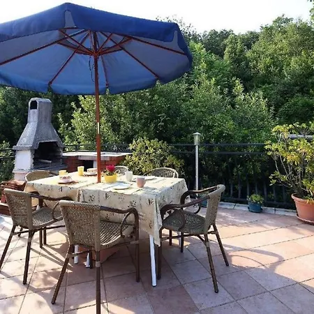 With Parking Space - 23795 Opatija